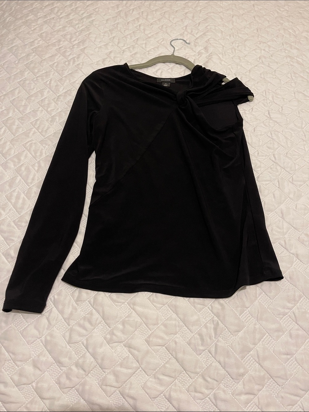 Halogen Black Long-Sleeve Knot-Detail Top